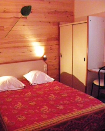 Hotel La Croix De Malte La Ciotat Habitación foto